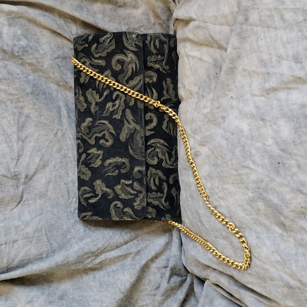MAGDESIANS PURSE